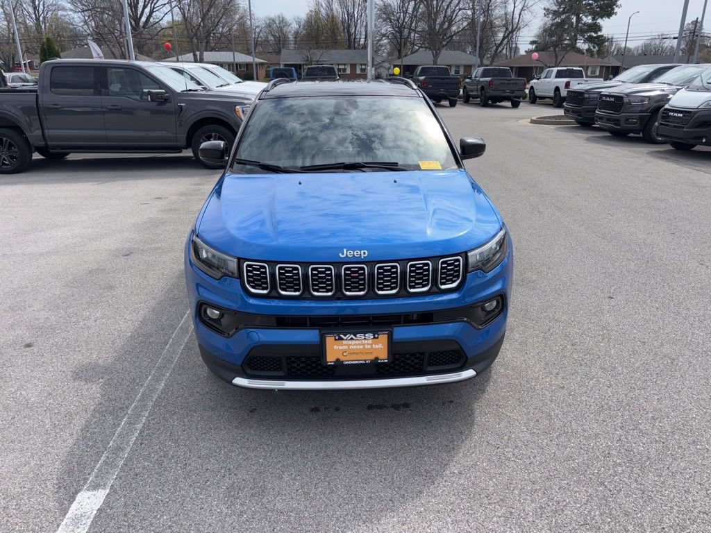 Used 2025 Jeep Compass Limited AWD/4WD image 8