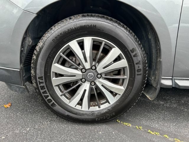 Used 2018 Nissan Pathfinder S AWD/4WD image 35