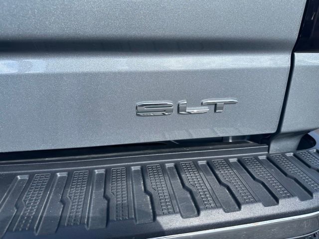 Used 2025 GMC Sierra 1500 SLT image 6
