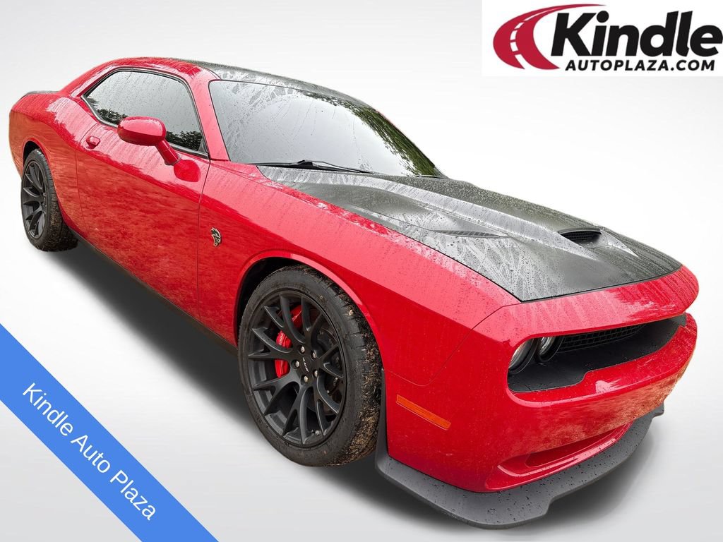 Used 2016 Dodge Challenger SRT Hellcat RWD image 1
