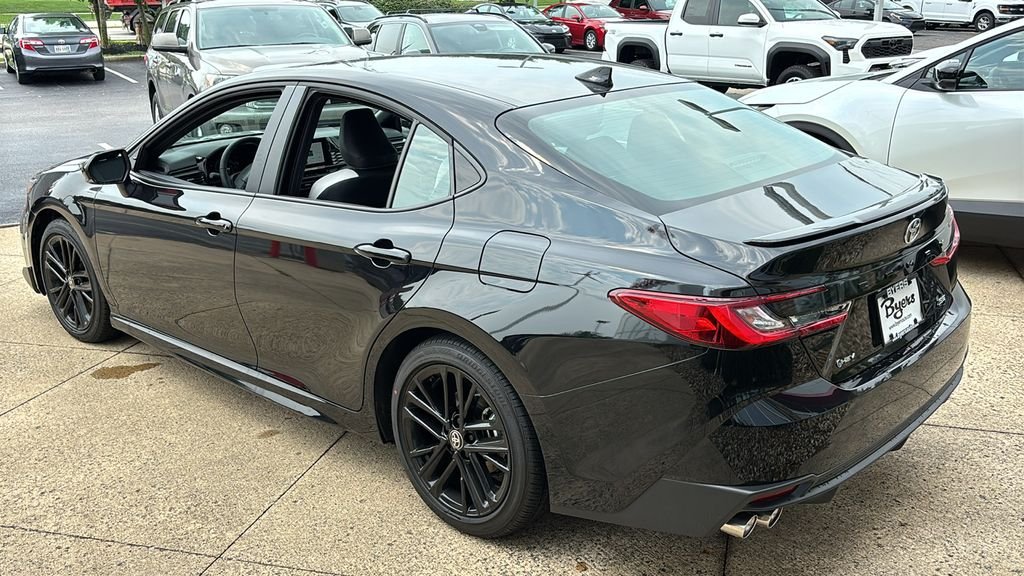 New 2026 Toyota Camry SE FWD image 5