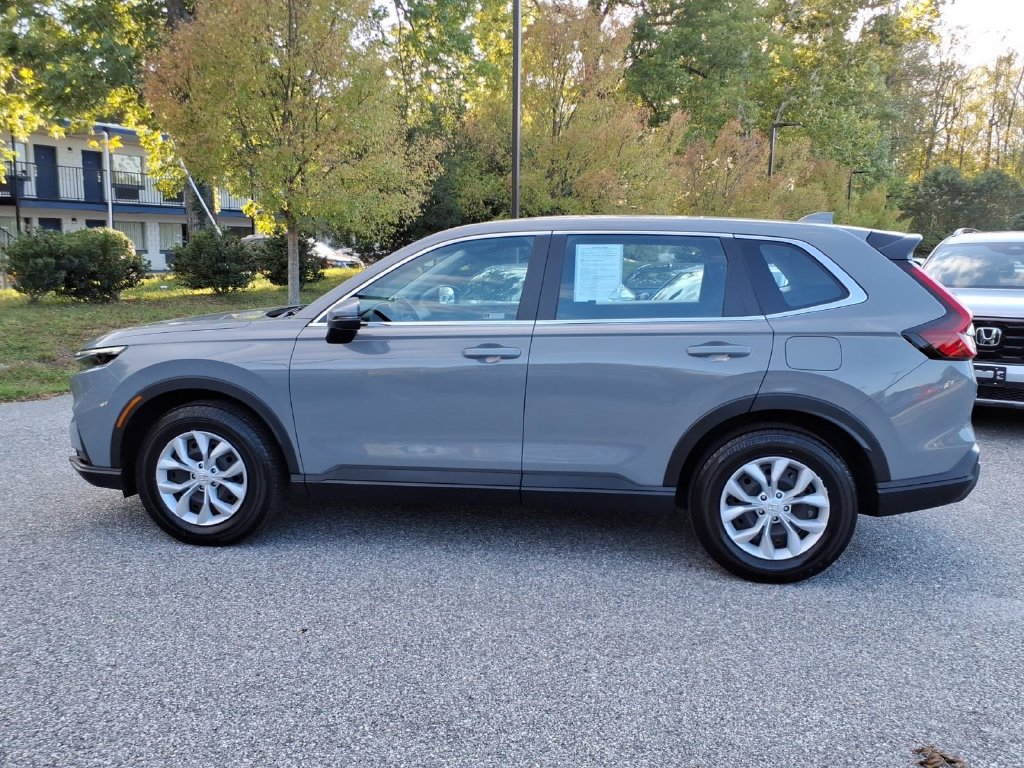 Used 2024 Honda CR-V LX image 6