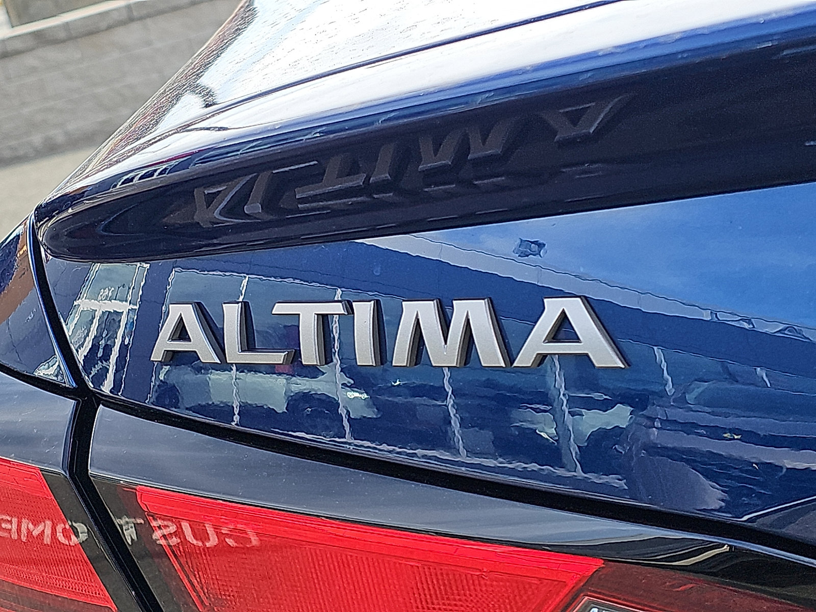 Certified 2023 Nissan Altima 2.5 SR w/ SR Premium Package image 32