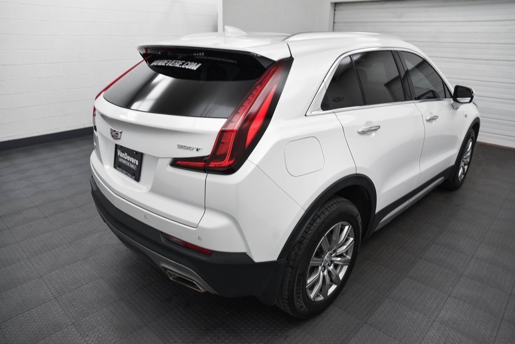 Used 2022 Cadillac XT4 Premium Luxury image 7