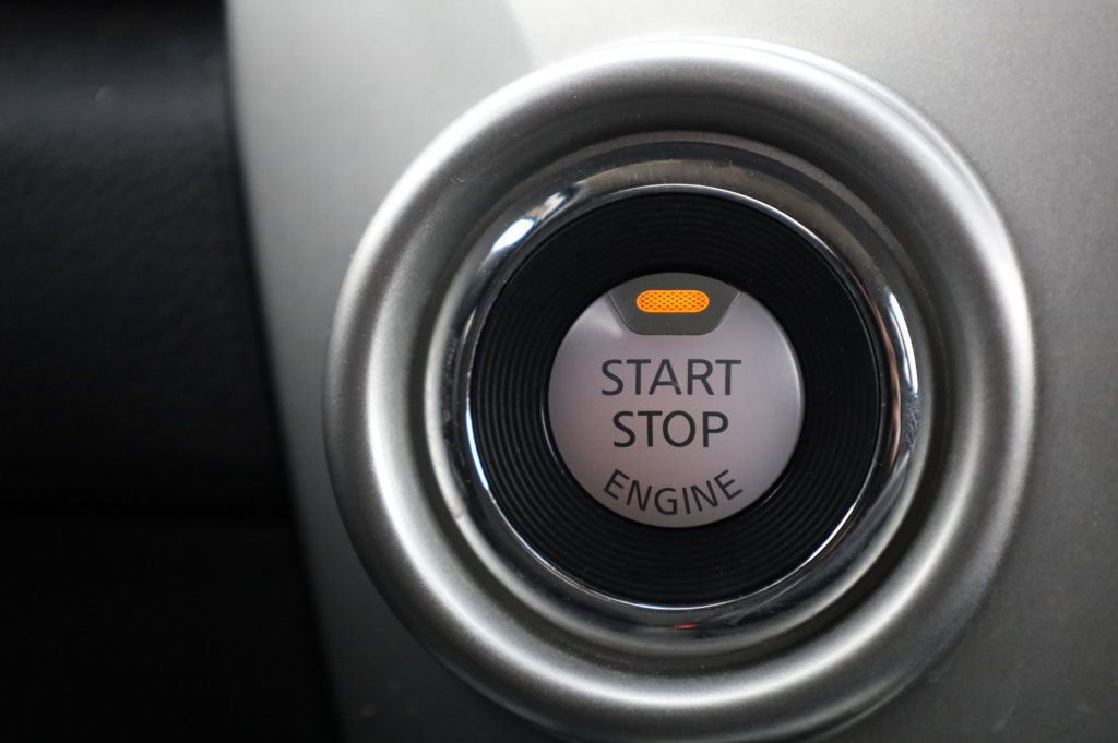 Used 2018 Nissan Titan SV image 35
