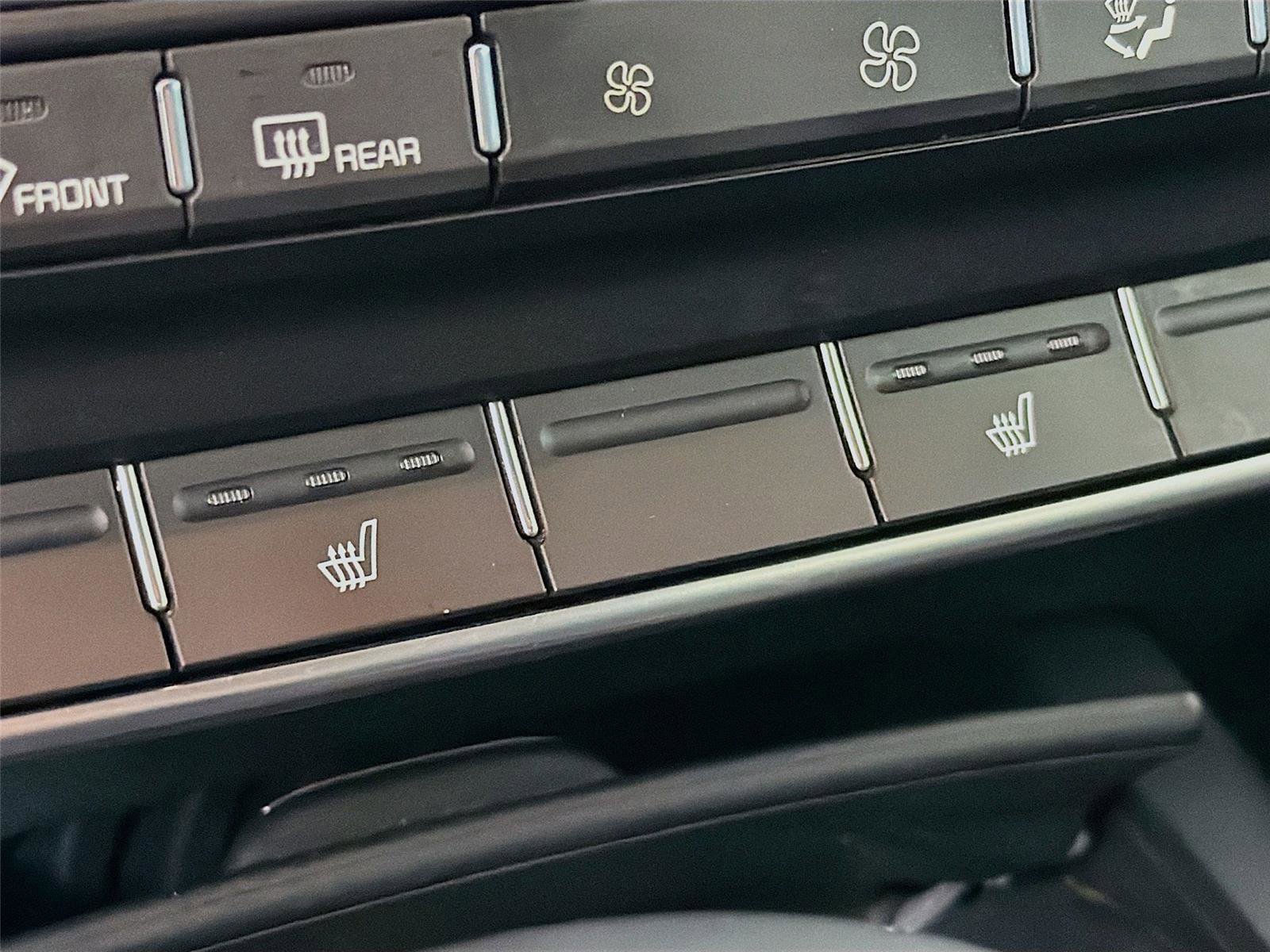 Used 2019 Kia Sorento S AWD/4WD image 20