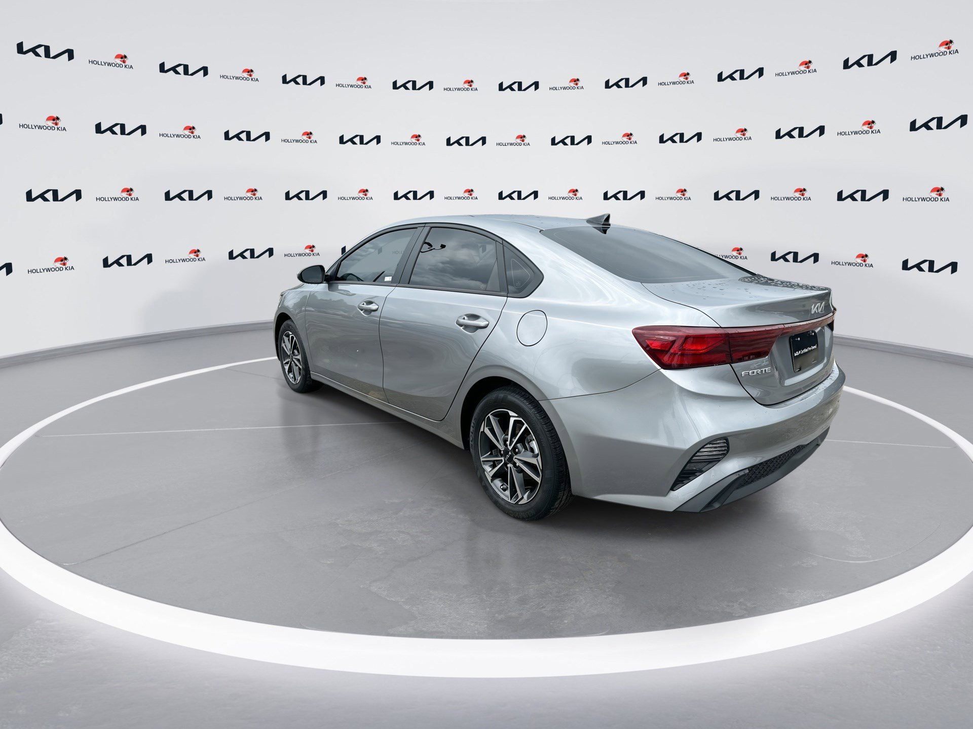 Certified 2024 Kia Forte LXS FWD image 6