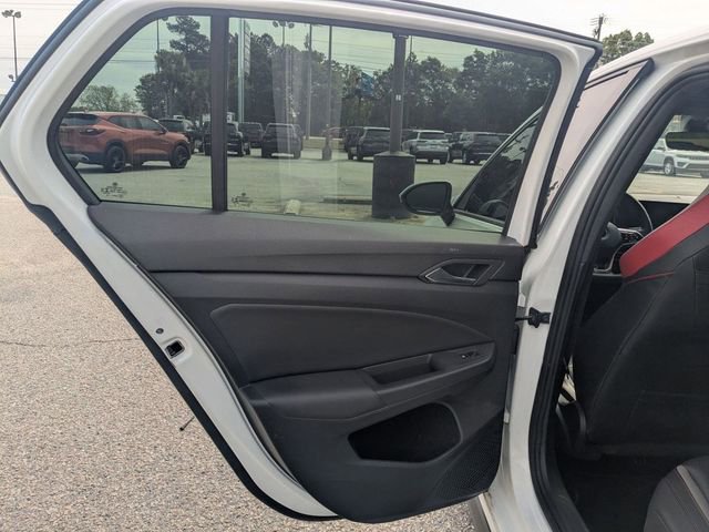 Used 2022 Volkswagen GTI SE image 28