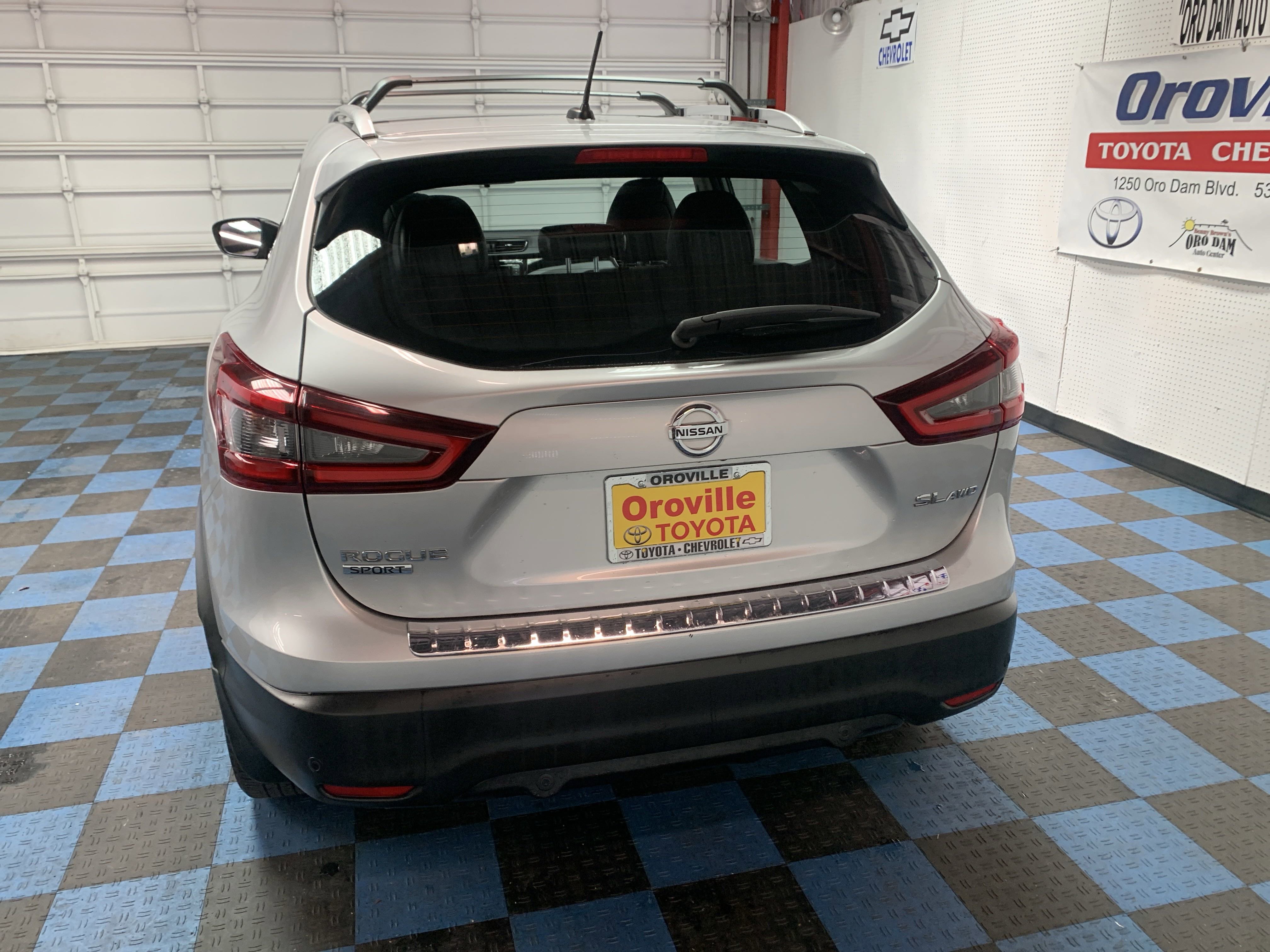 Used 2022 Nissan Rogue Sport SL image 4