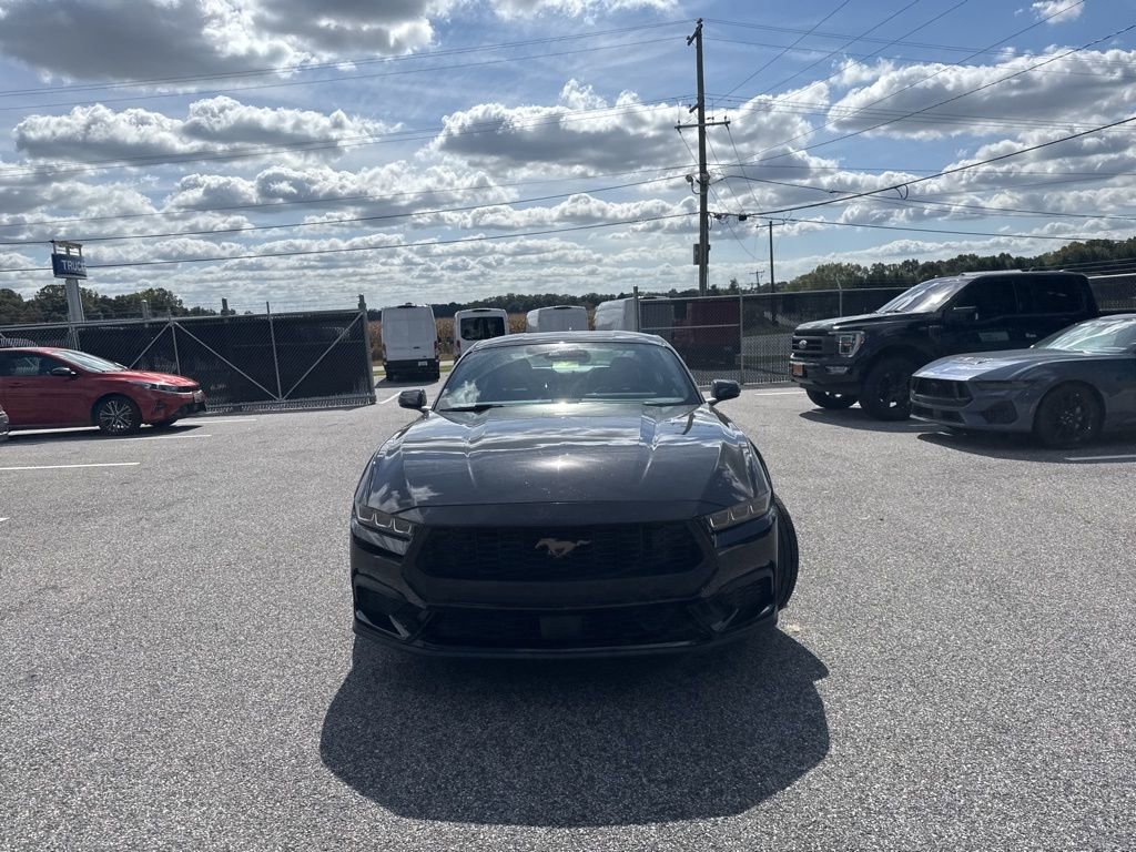 Used 2024 Ford Mustang Premium image 2