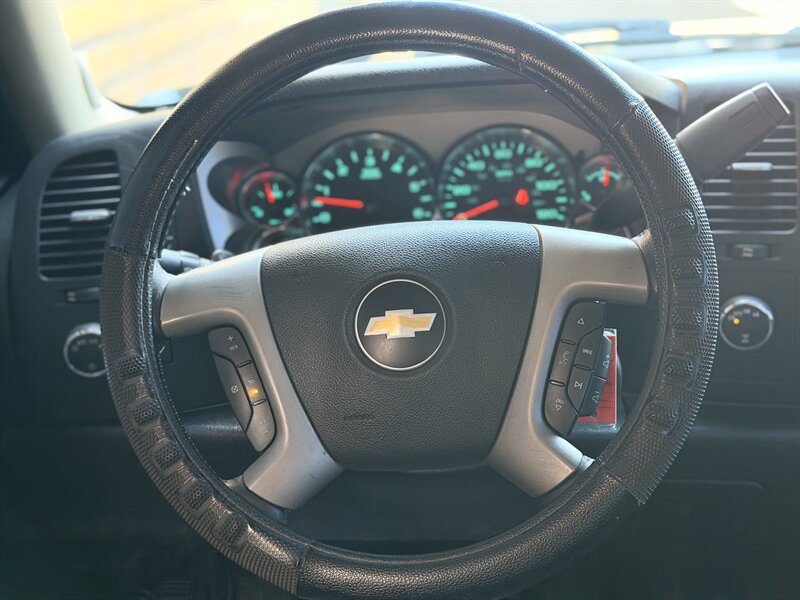 Used 2012 Chevrolet Silverado 1500 LT w/ All-Star Edition AWD/4WD image 14