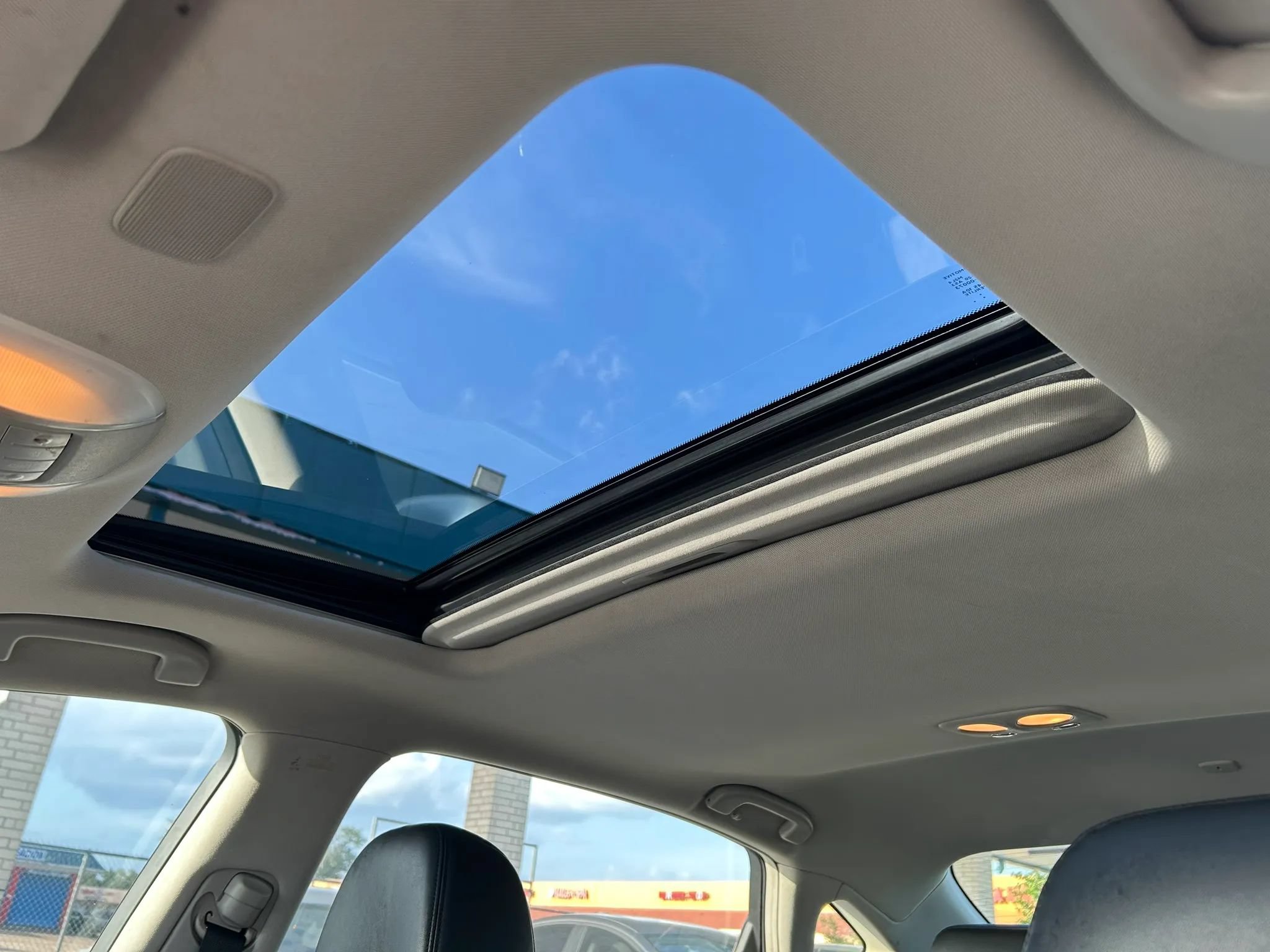 Used 2019 INFINITI Q70 L 3.7 AWD/4WD image 24