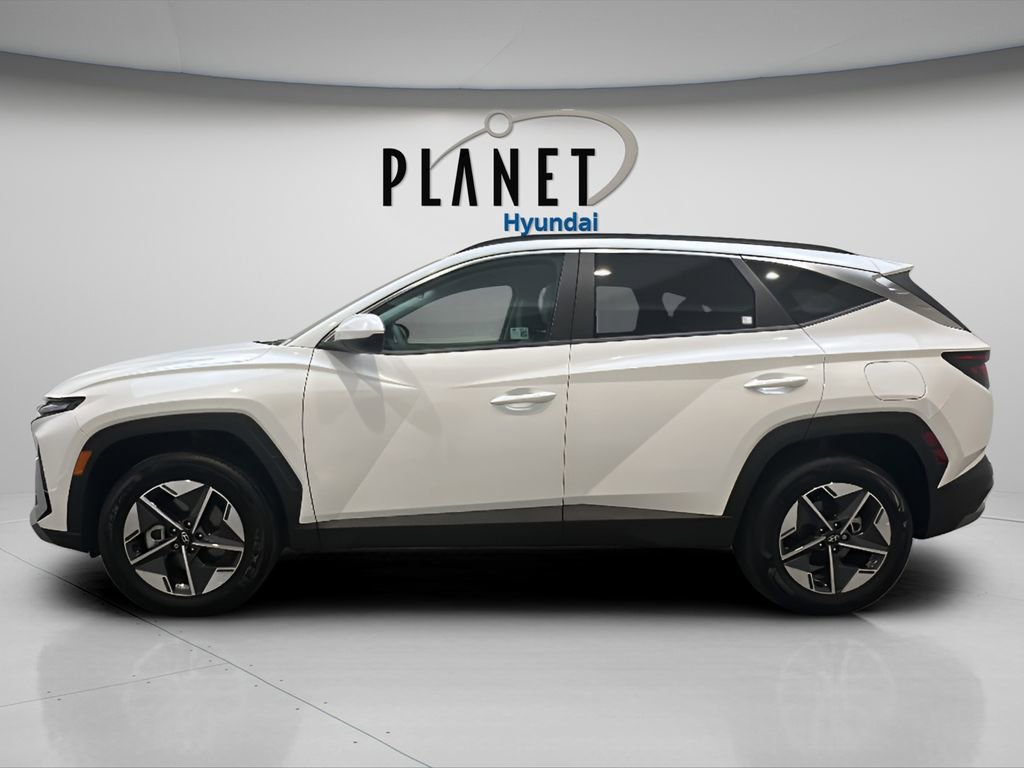 Certified 2025 Hyundai Tucson SEL AWD/4WD image 3