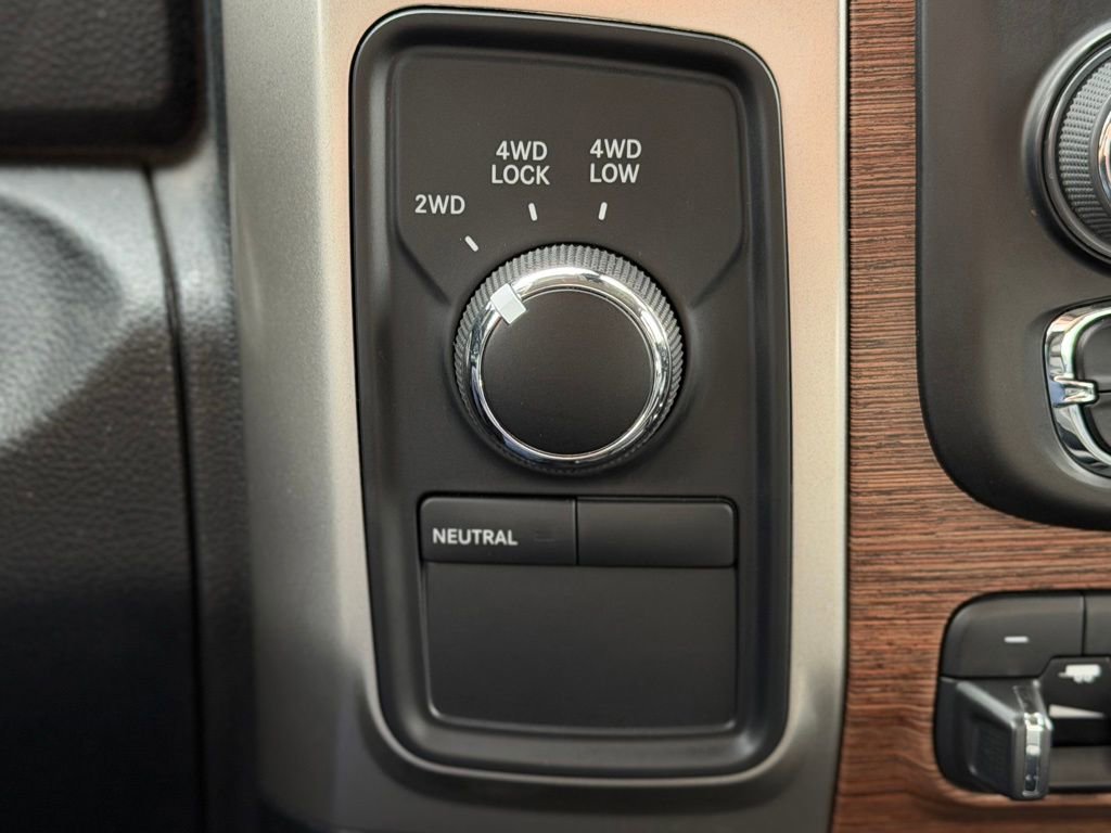 Used 2018 RAM 2500 Laramie w/ Snow Chief Group AWD/4WD image 14