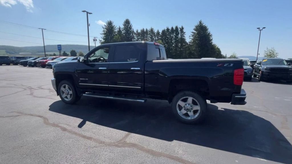 Used 2019 Chevrolet Silverado 2500 LTZ w/ LTZ Plus Package image 6