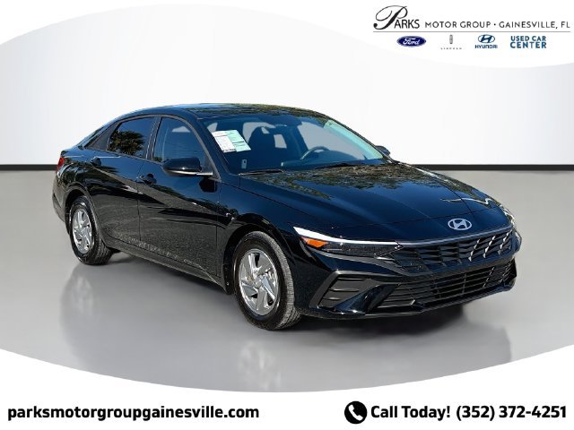 New 2026 Hyundai Elantra SE