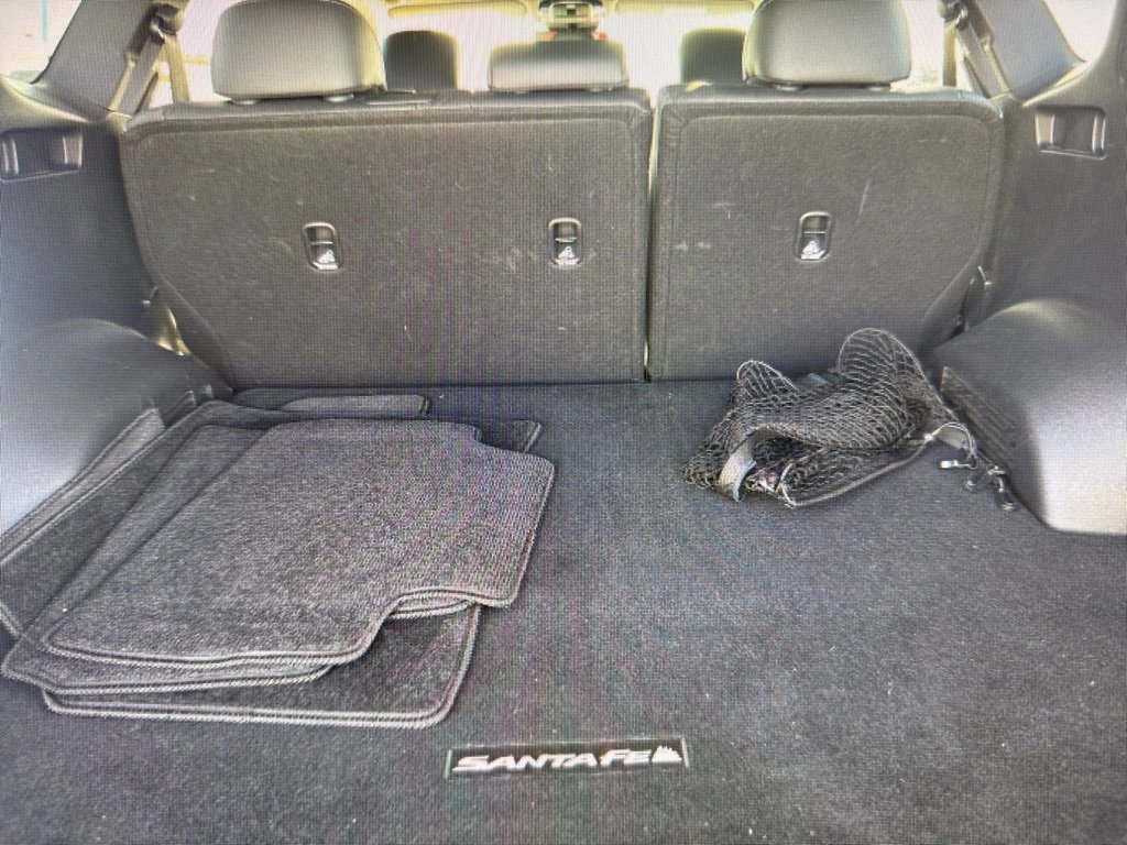 Used 2023 Hyundai Santa Fe Limited image 15