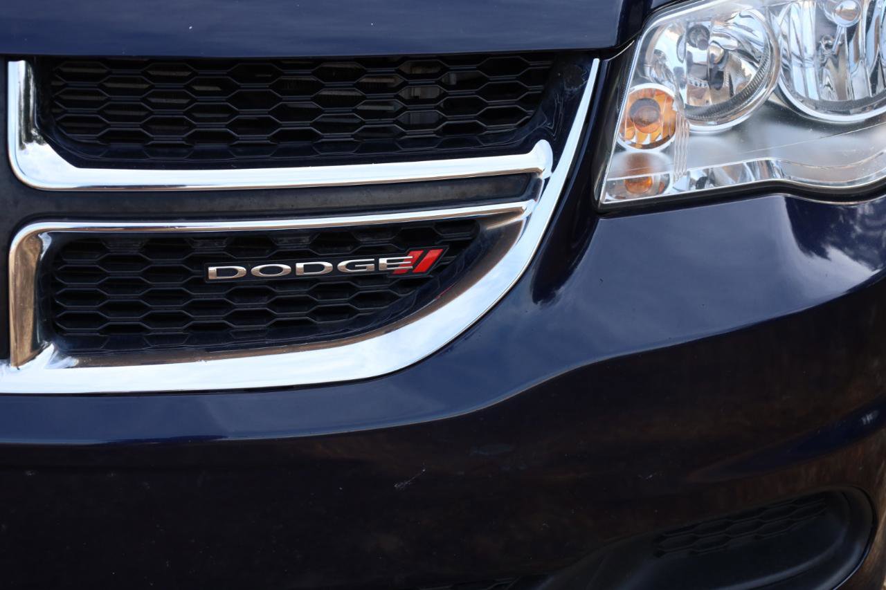 Used 2016 Dodge Grand Caravan American Value Package image 23