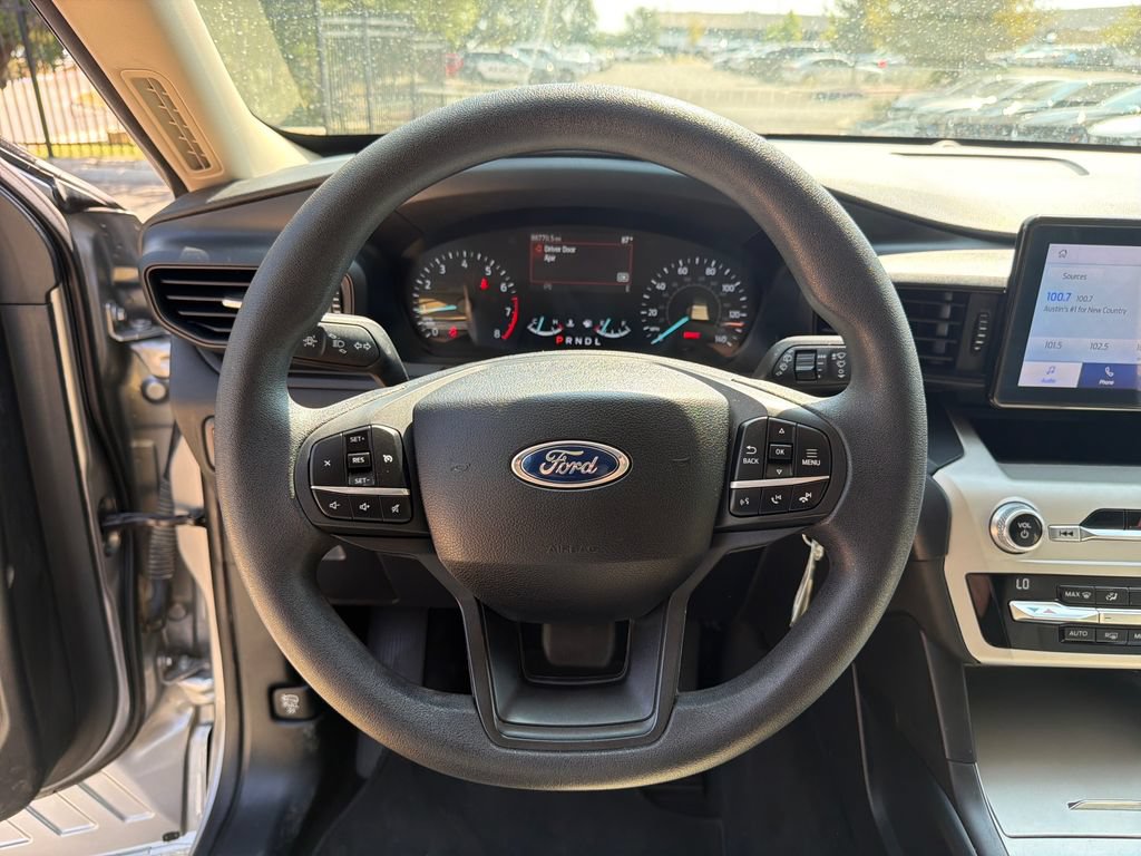 Used 2021 Ford Explorer 2WD image 18