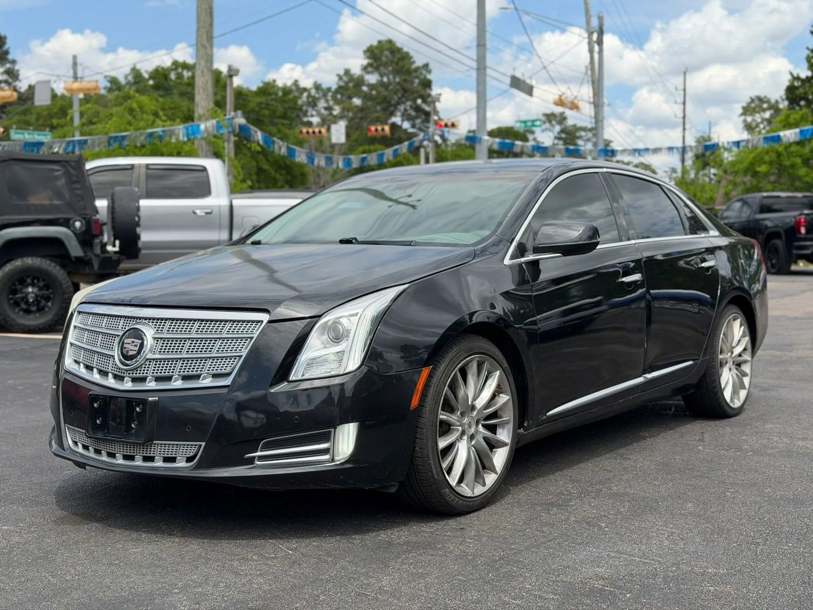 Used 2013 Cadillac XTS Platinum w/ Driver Assist Package FWD image 1