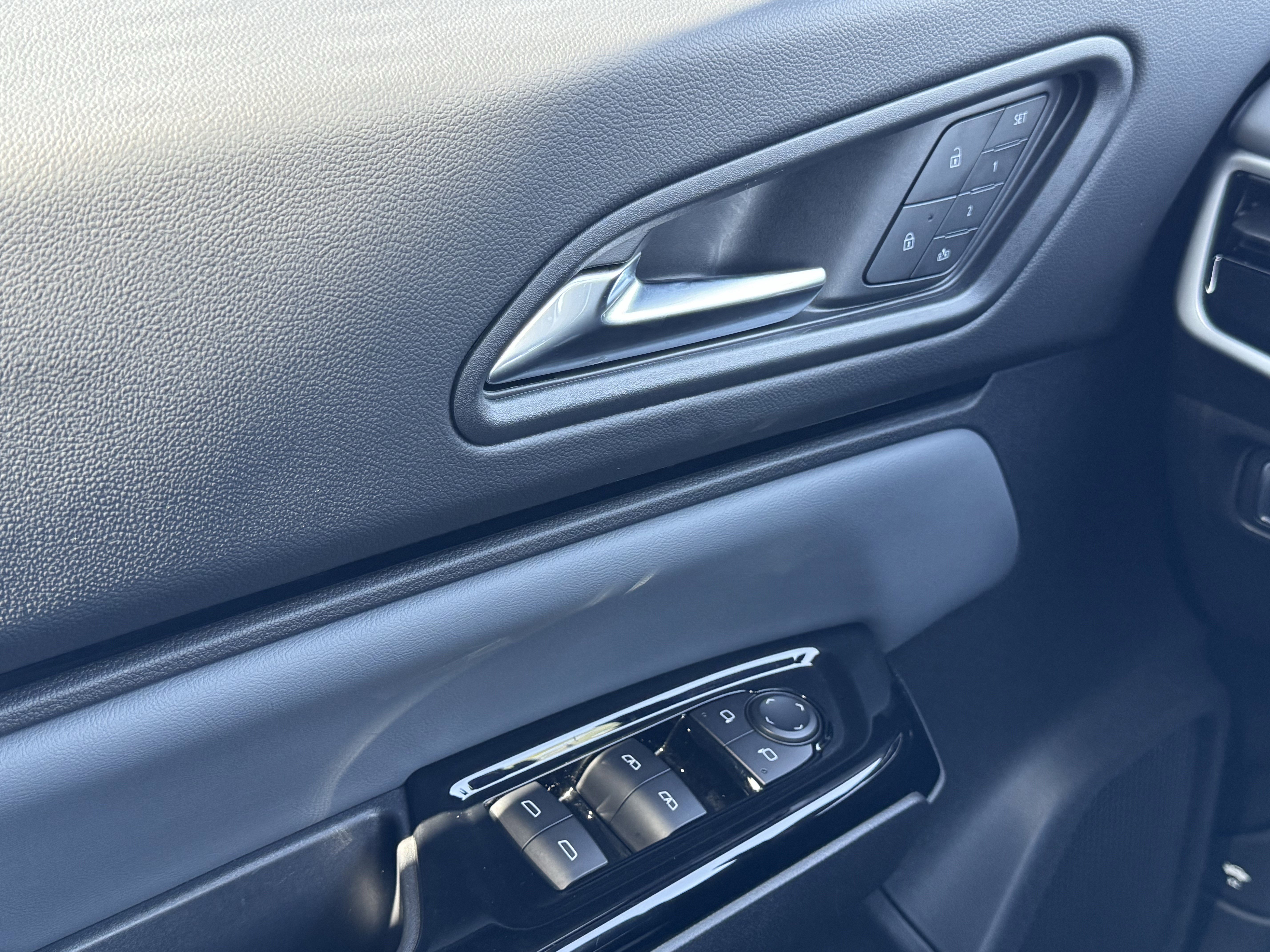 Used 2025 Honda Prologue Touring image 15