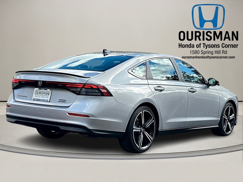 Used 2024 Honda Accord Sport image 4