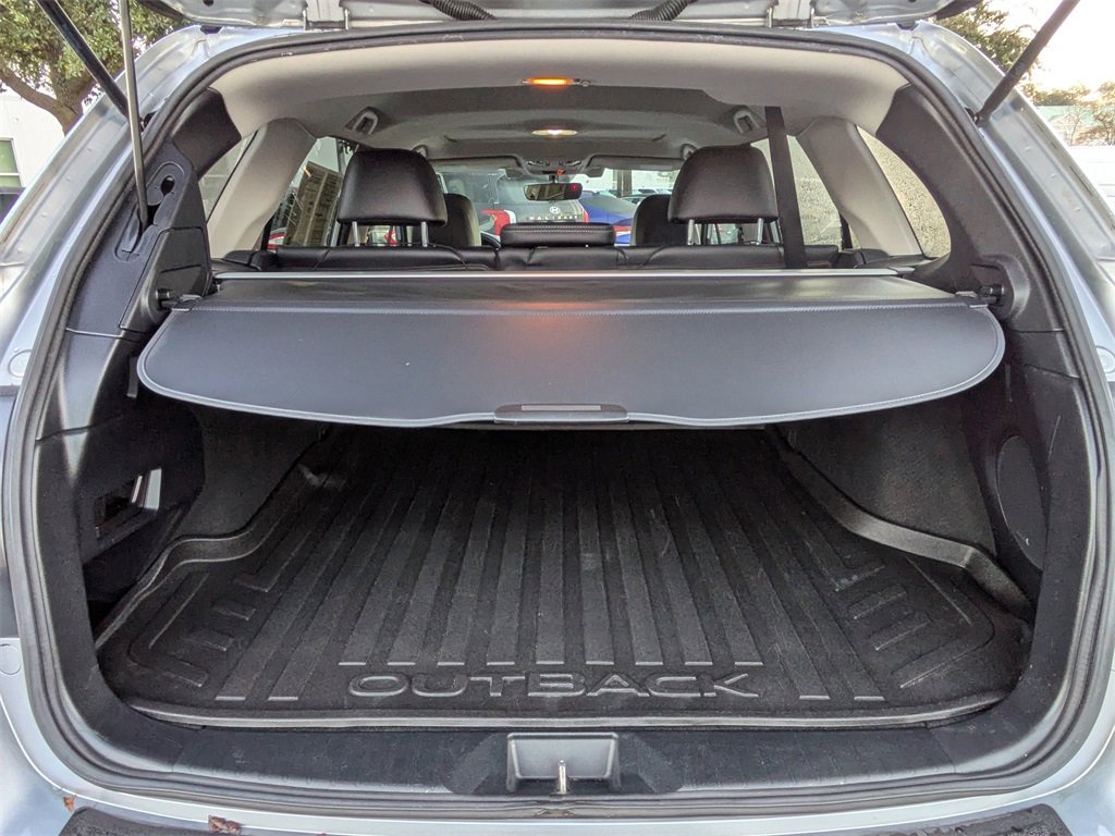 Used 2018 Subaru Outback 2.5i Limited image 13