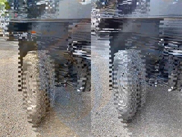 New 2024 GMC Sierra 3500 Pro w/ Convenience Package image 8