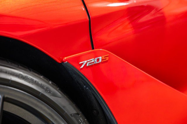 Used 2022 McLaren 720S Performance RWD image 12