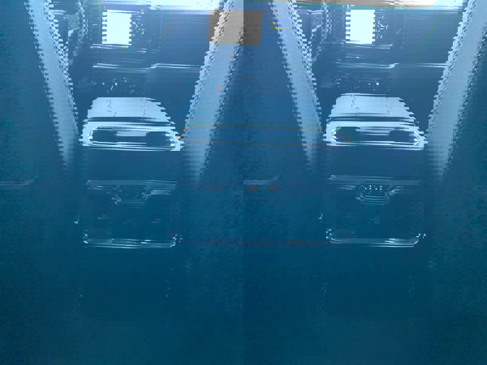 Certified 2025 Chevrolet Silverado 2500 LTZ w/ LTZ Convenience Package image 34