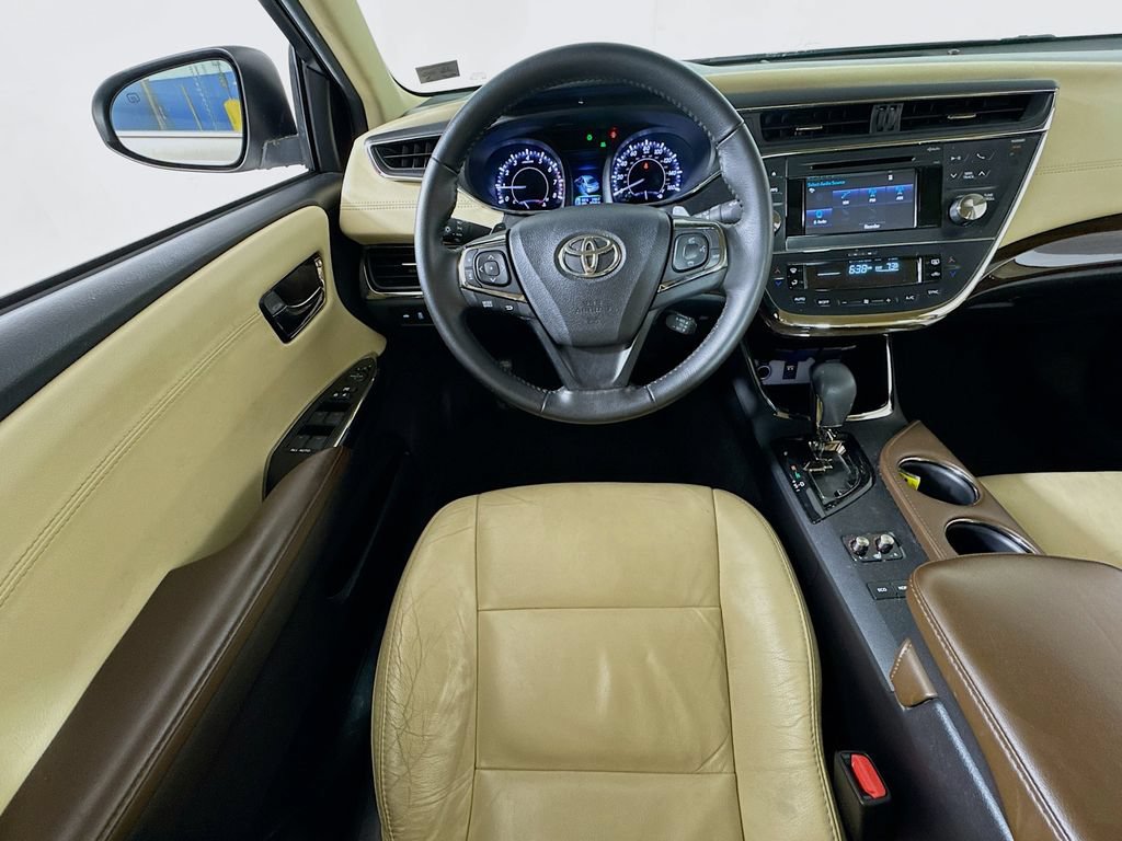 Used 2015 Toyota Avalon XLE FWD image 21