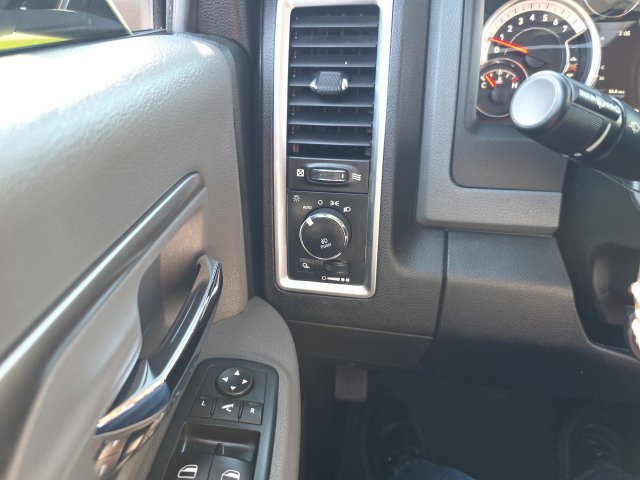 Used 2018 RAM 1500 Lone Star AWD/4WD image 14
