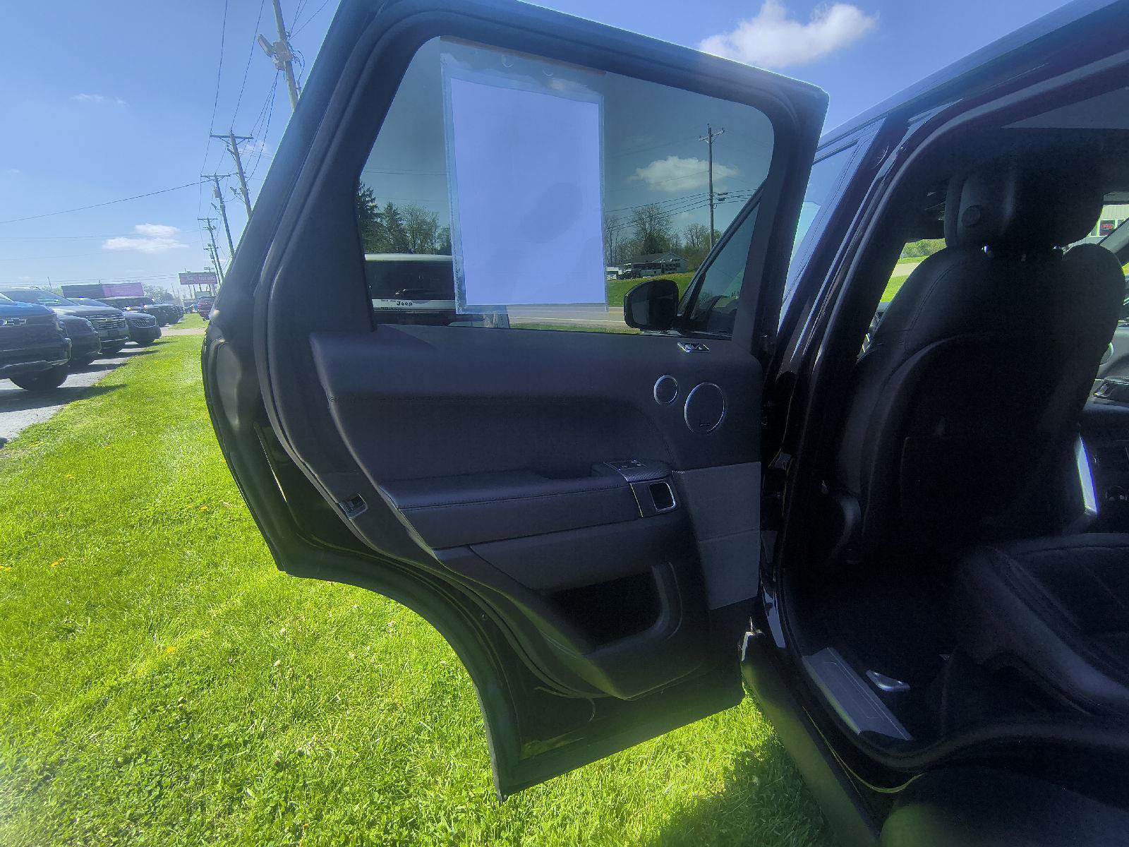 Used 2018 Land Rover Range Rover Sport Supercharged image 24