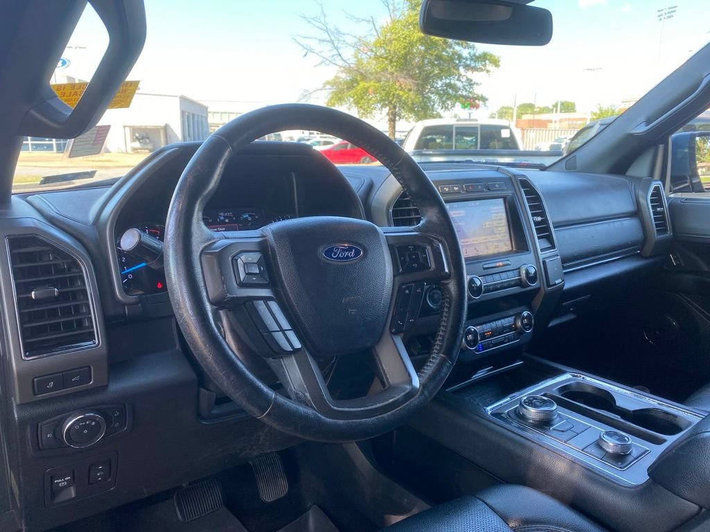 Used 2019 Ford Expedition Max XLT w/ Equipment Group 202A AWD/4WD image 12