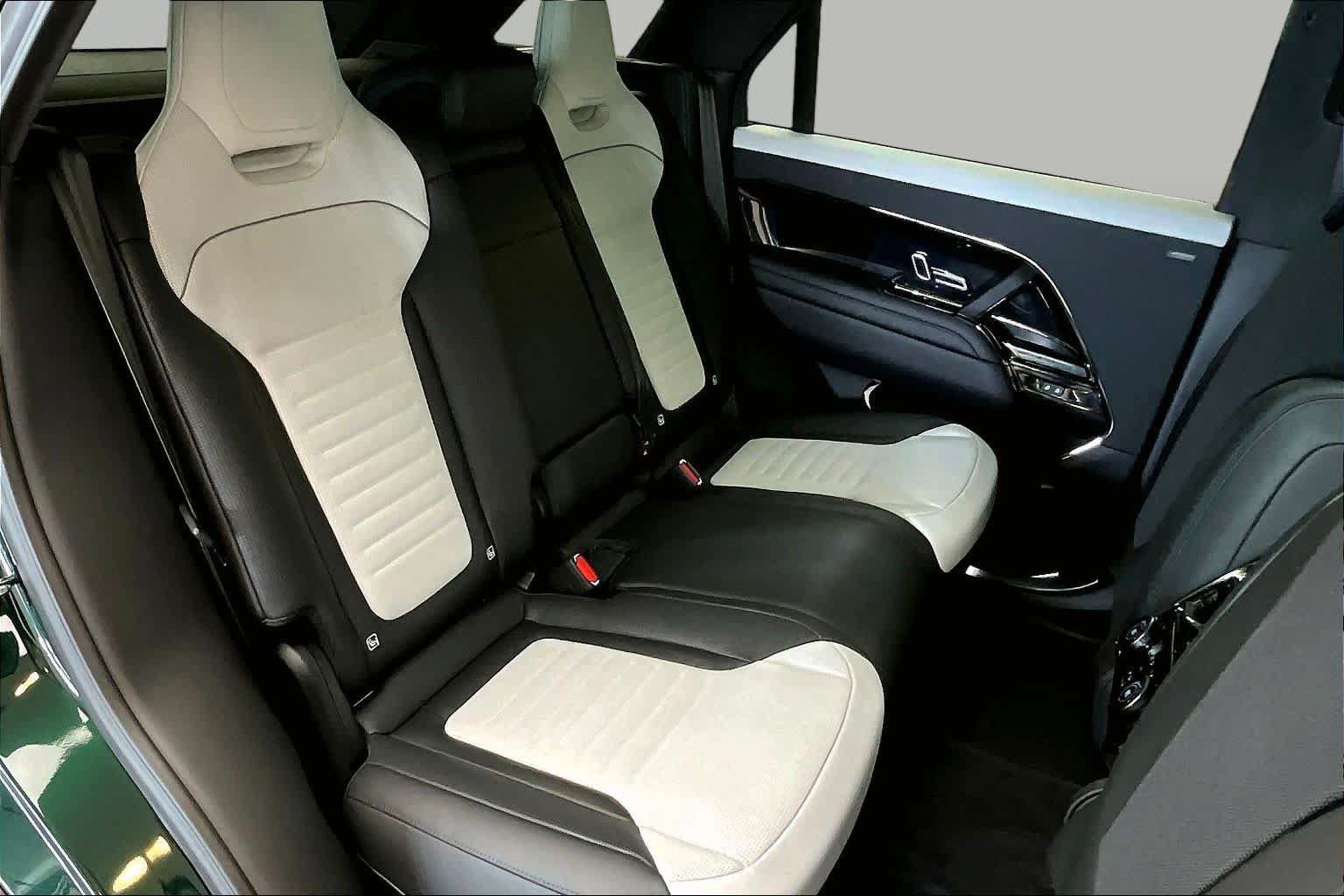 Used 2026 Land Rover Range Rover Sport SV AWD/4WD image 19