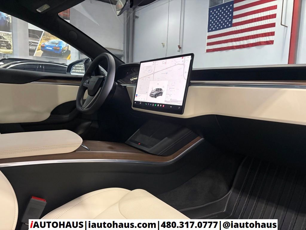 Used 2024 Tesla Model S AWD/4WD image 10