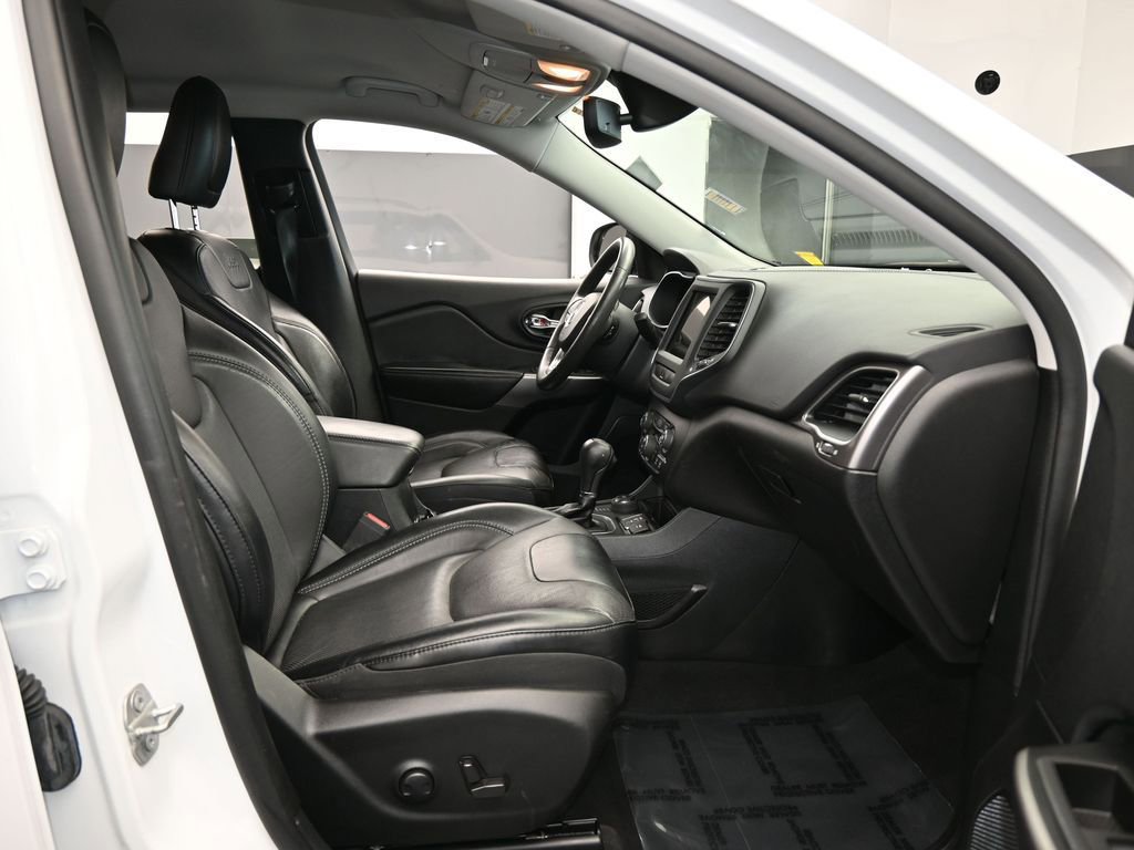 Used 2022 Jeep Cherokee Latitude Lux image 47