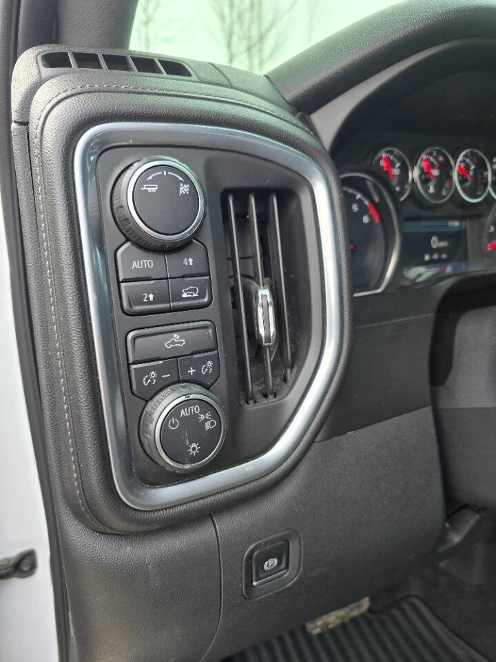 Used 2019 Chevrolet Silverado 1500 LT w/ All-Star Edition AWD/4WD image 13