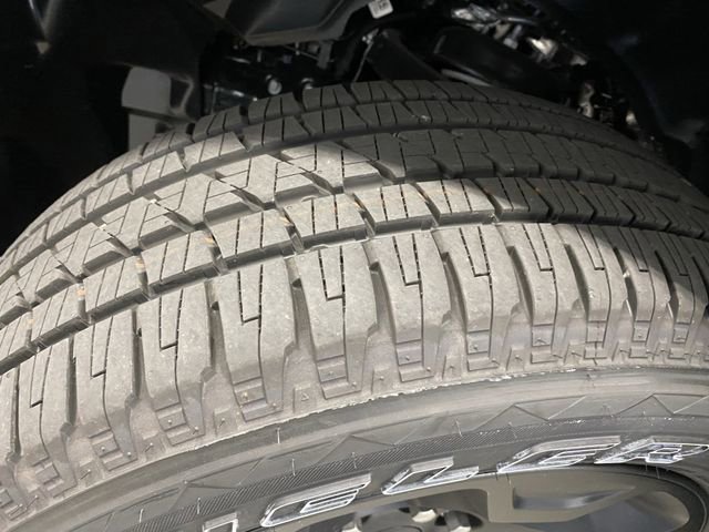 New 2026 RAM 1500 4x4 Crew Cab image 44