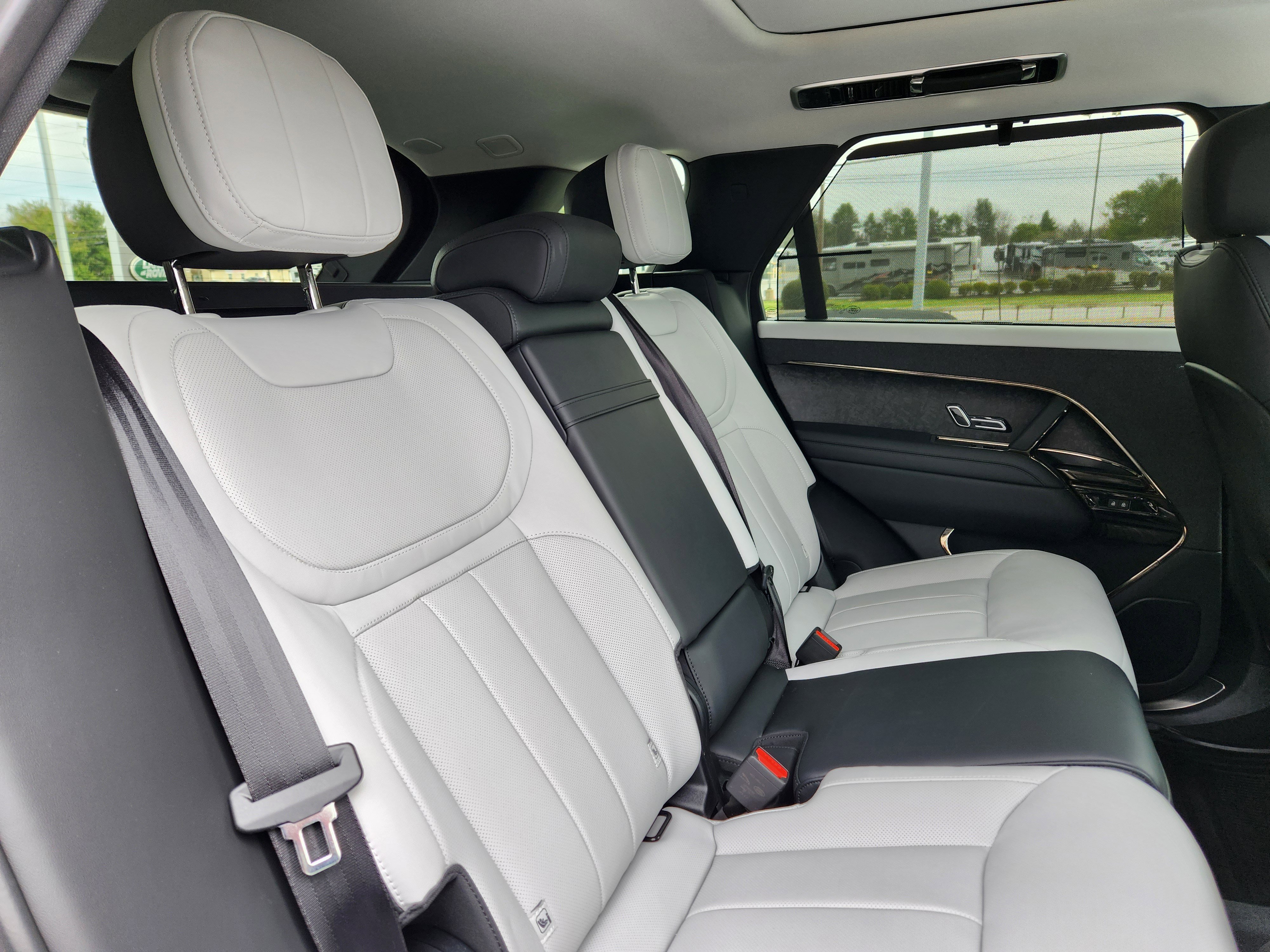 Certified 2025 Land Rover Range Rover Sport Dynamic SE image 15