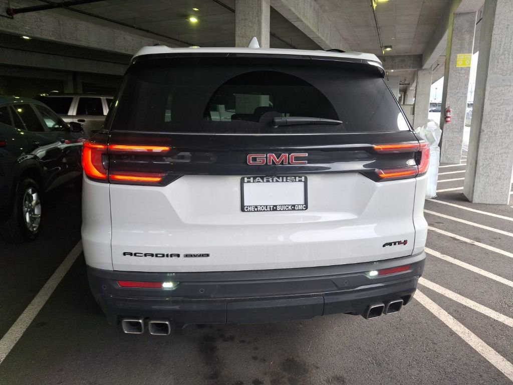 Used 2025 GMC Acadia AT4 w/ LPO, Floor Liner Package image 7