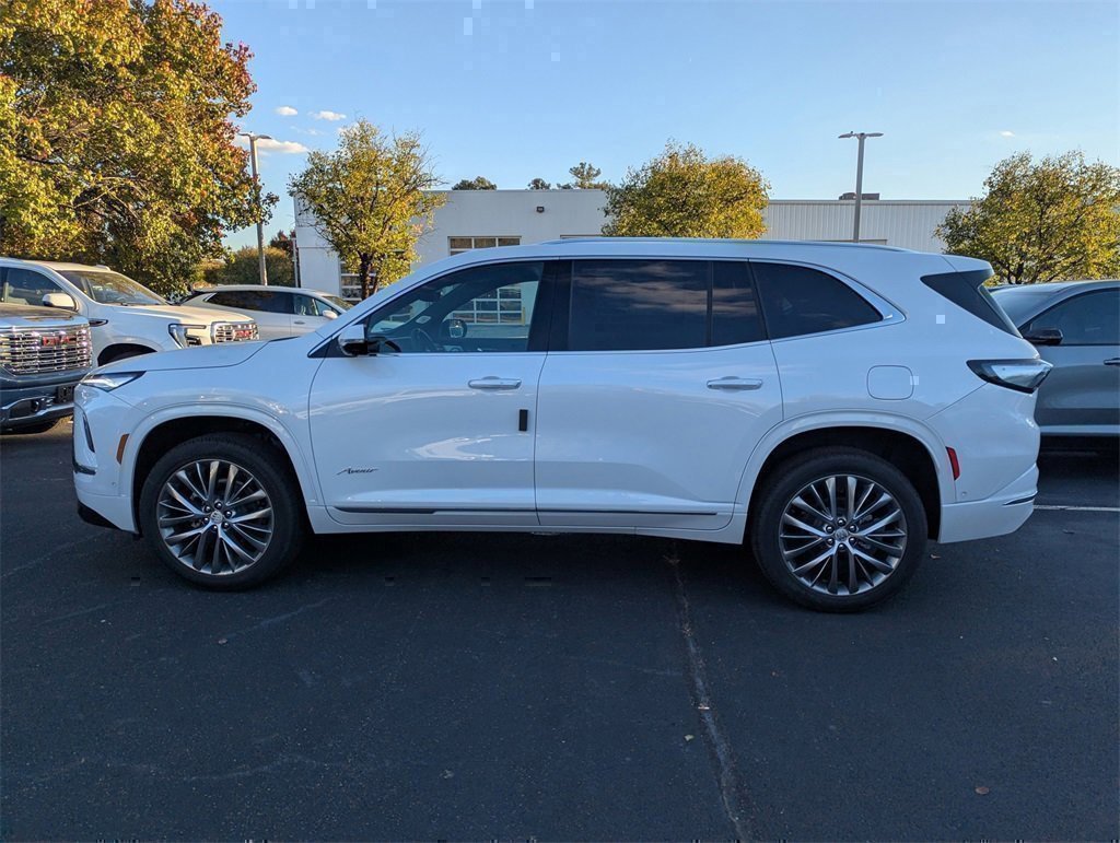 New 2026 Buick Enclave Avenir w/ Super Cruise Package image 5