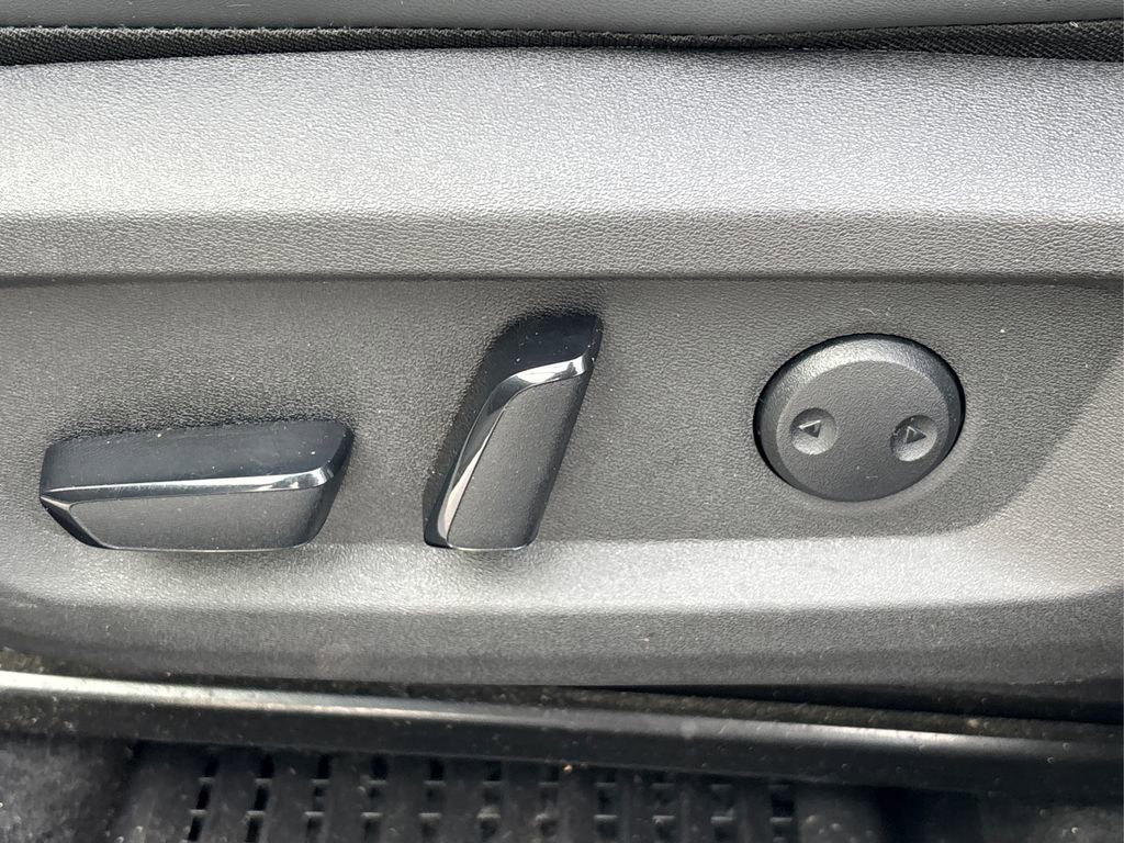 Certified 2023 Nissan Rogue SV w/ SV Premium Package image 40