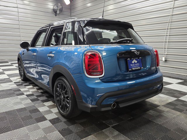 Used 2024 MINI Cooper 4-Door Hardtop FWD image 8