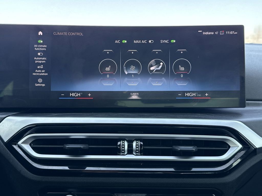 Used 2023 BMW 330i xDrive Sedan w/ Driving Assistance Package image 17