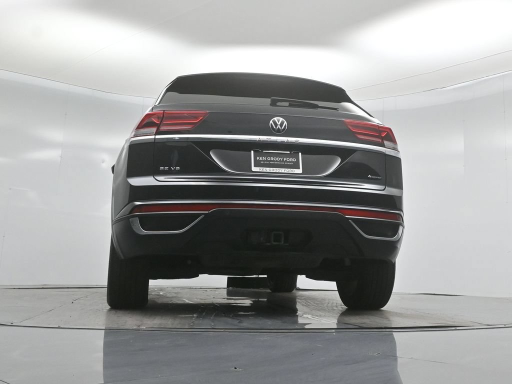 Used 2023 Volkswagen Atlas Cross Sport SE w/ Black Wheel Package AWD/4WD image 49