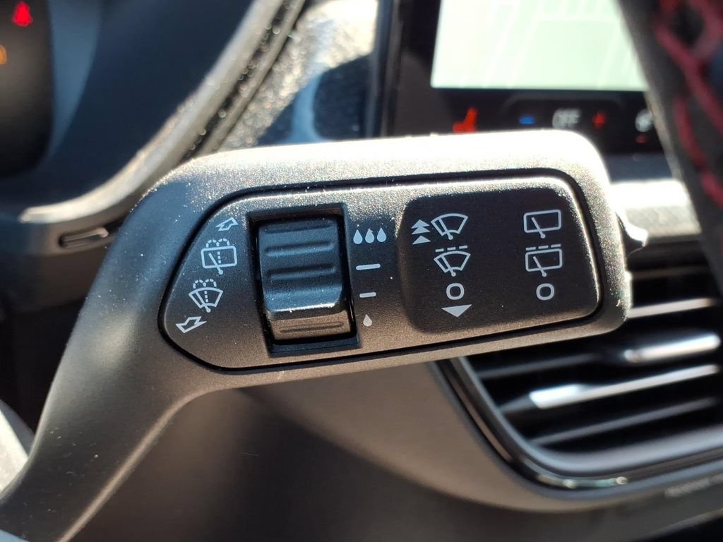 Used 2024 Ford Escape ST-Line w/ Tech Pack #1 AWD/4WD image 24