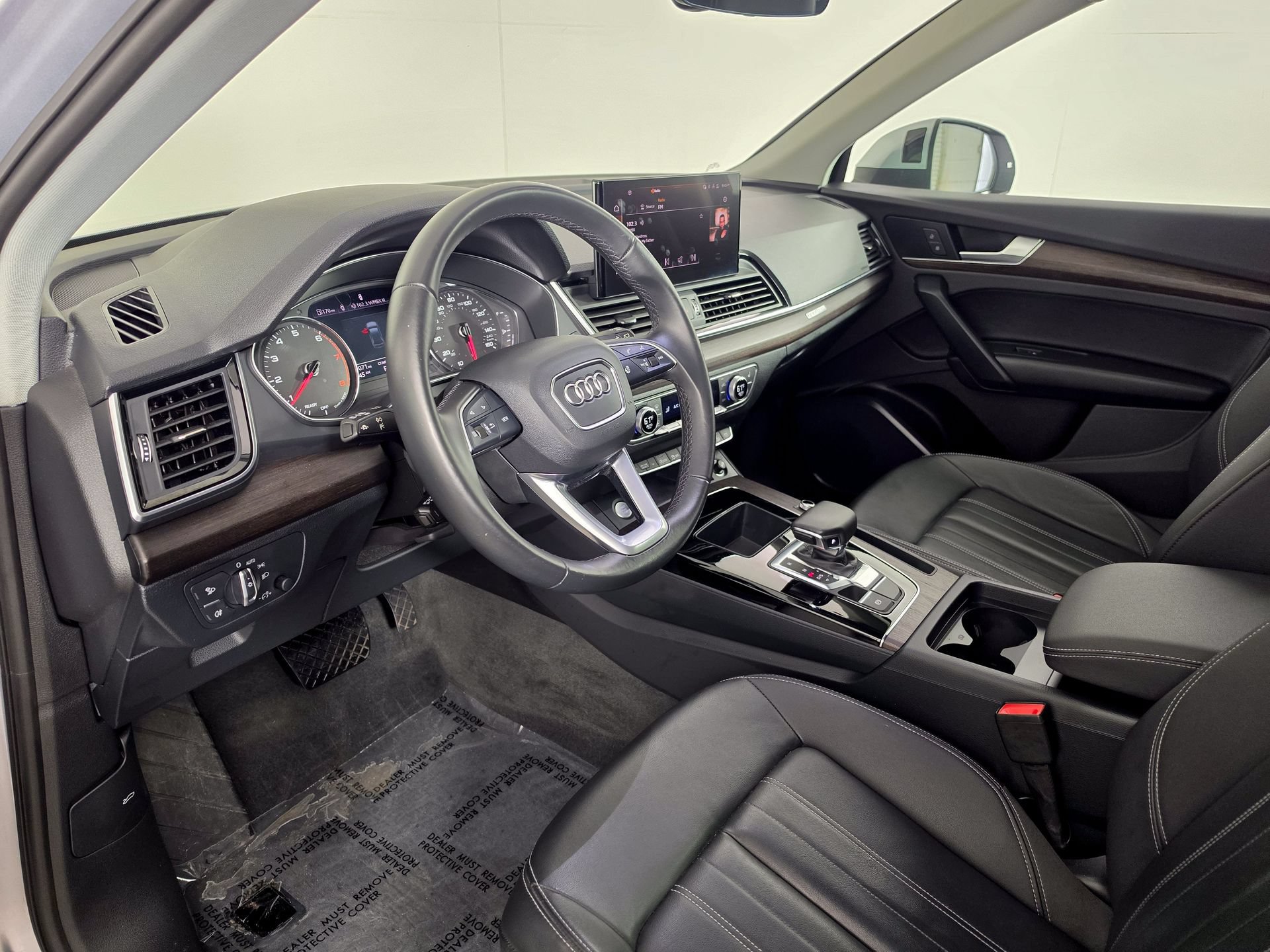 Certified 2023 Audi Q5 2.0T Premium w/ Convenience Package AWD/4WD image 15