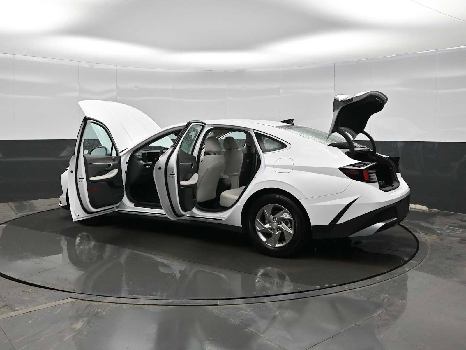 Certified 2025 Hyundai Sonata SE image 45