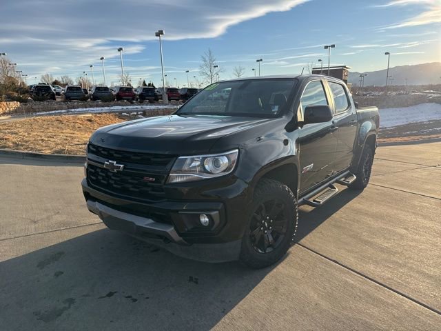 Used 2021 Chevrolet Colorado Z71 w/ Z71 Midnight Edition image 3